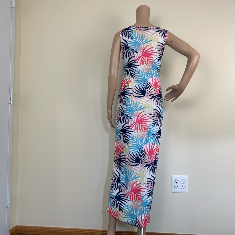 Women’s Sleeveless Floral Palm Printed Bodycon Stretchy Maxi Dress- Size Medium - Picture 4 of 6
